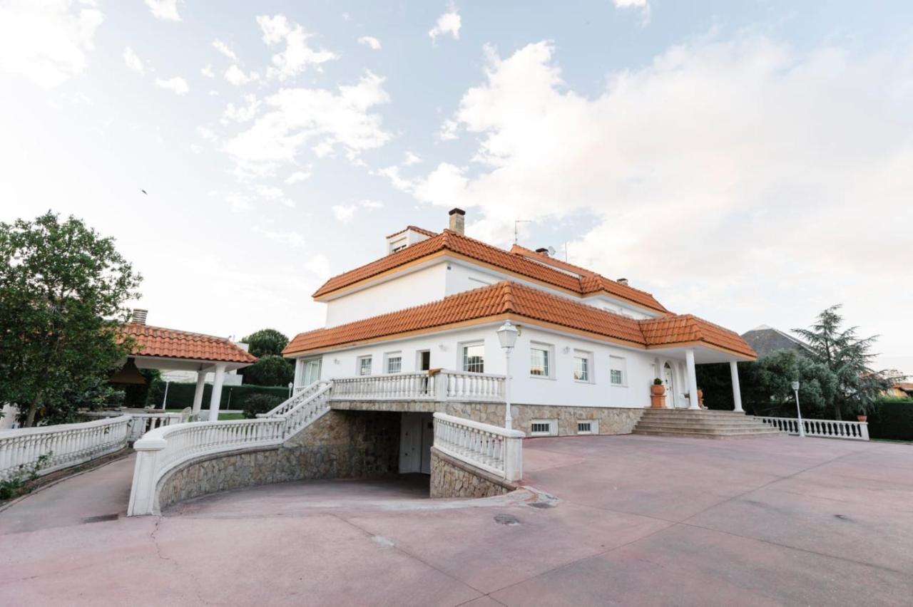 La Casona Imperial Villa Alpedrete Bagian luar foto