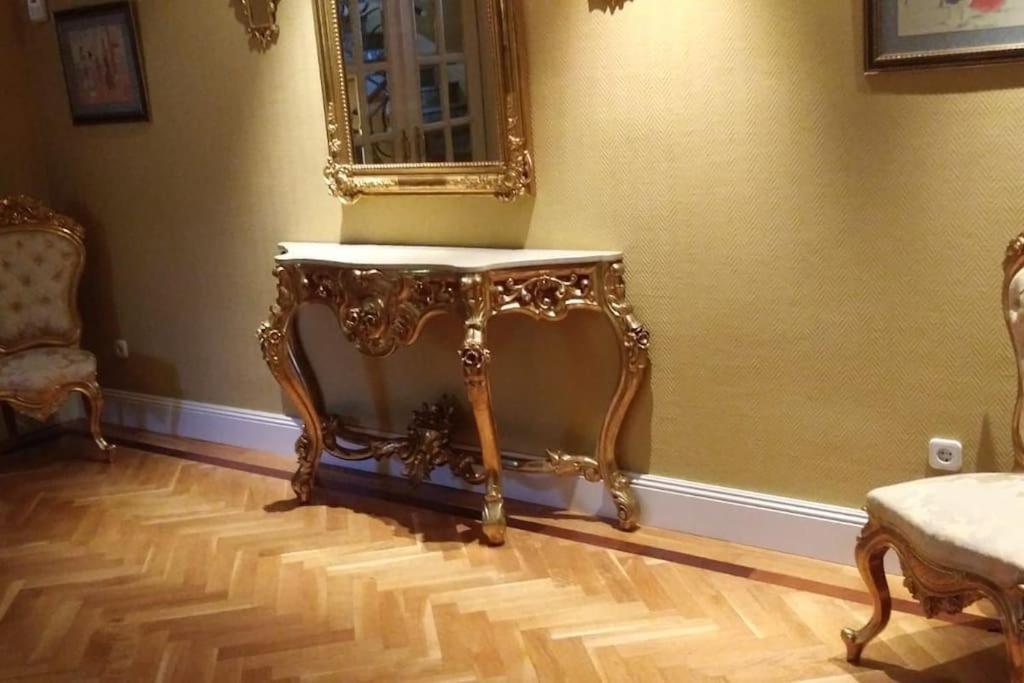 La Casona Imperial Villa Alpedrete Bagian luar foto