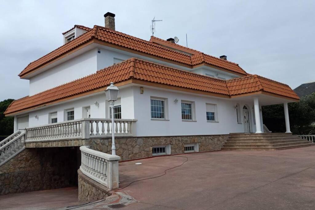 La Casona Imperial Villa Alpedrete Bagian luar foto